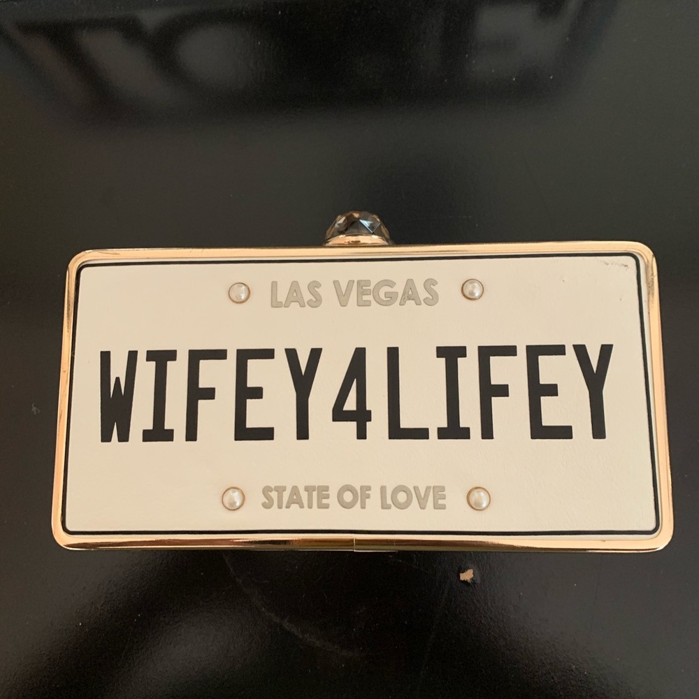 Wifey Clutch